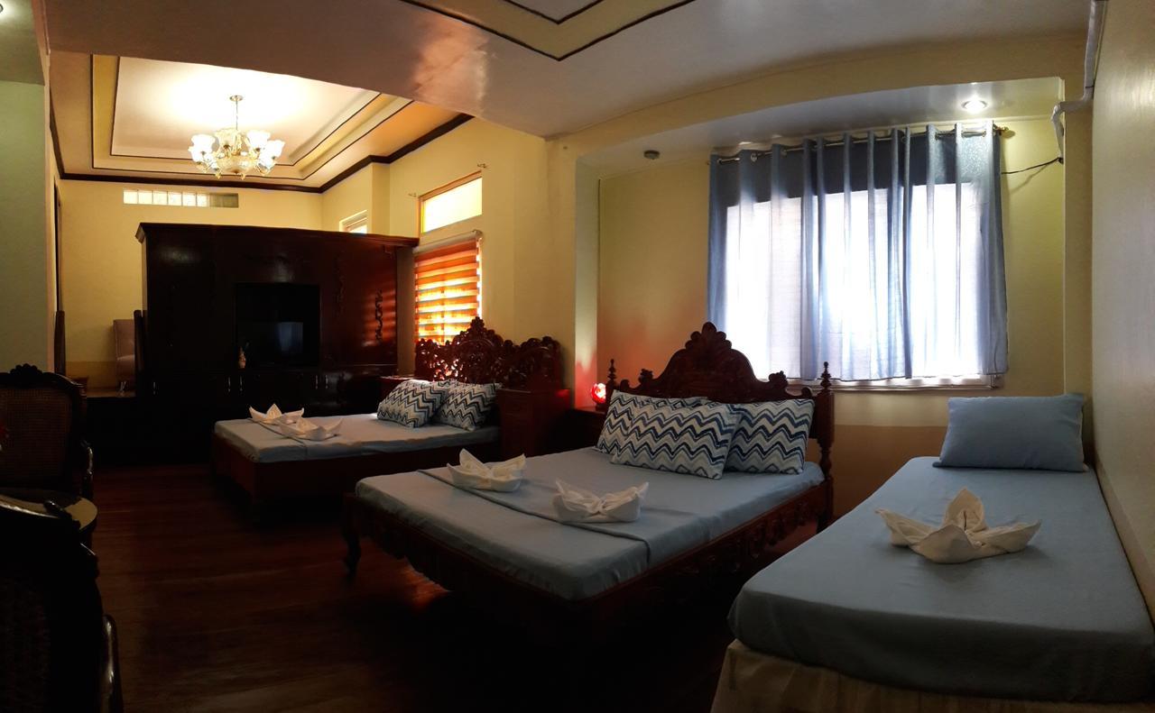 Third & Sean'S Place Legazpi Bagian luar foto