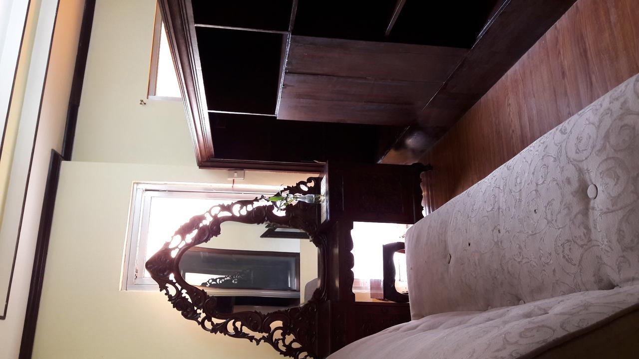 Third & Sean'S Place Legazpi Bagian luar foto