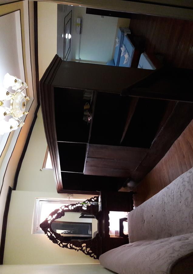 Third & Sean'S Place Legazpi Bagian luar foto